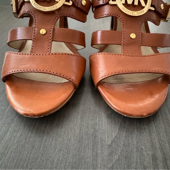 Michael Kors leather strappy gladiator brown camel heels size 8 - Picture 3 of 11
